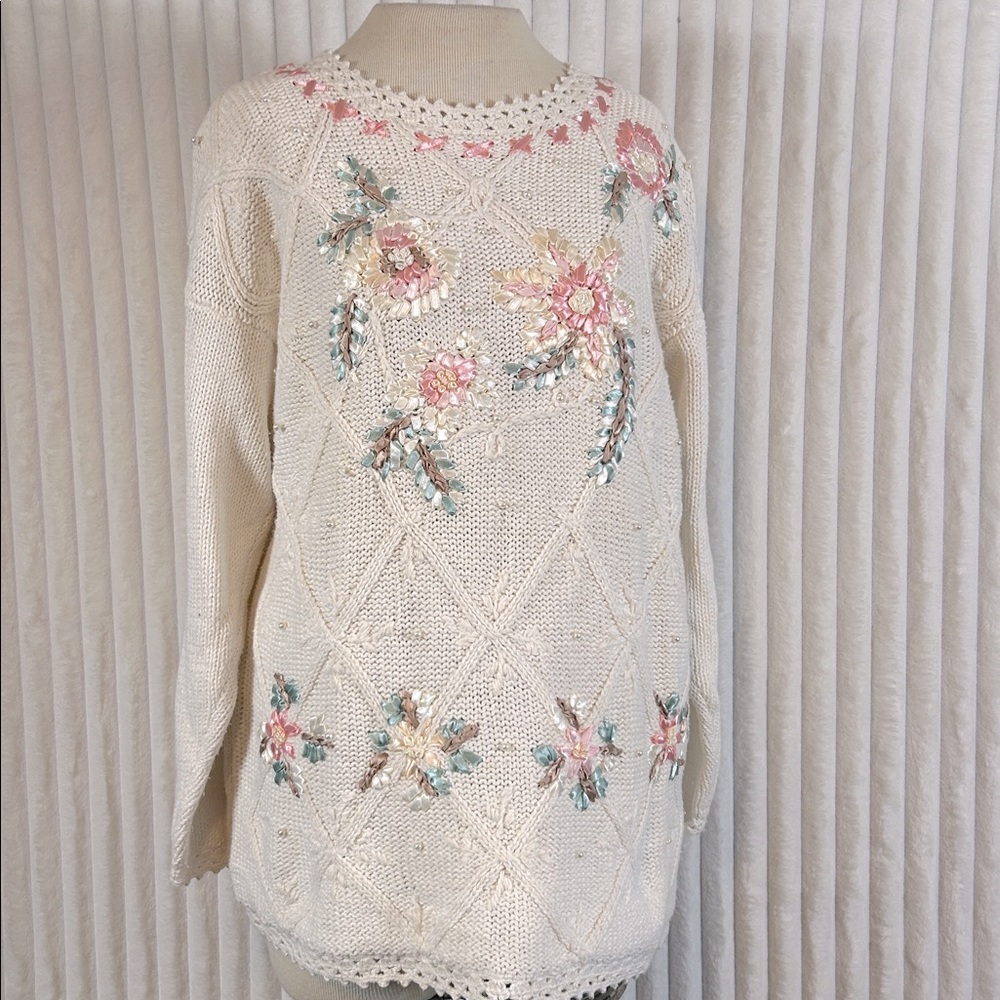 Vintage 80s Colleens Collectibles Floral Ribbon Embroidered Crewneck Swe